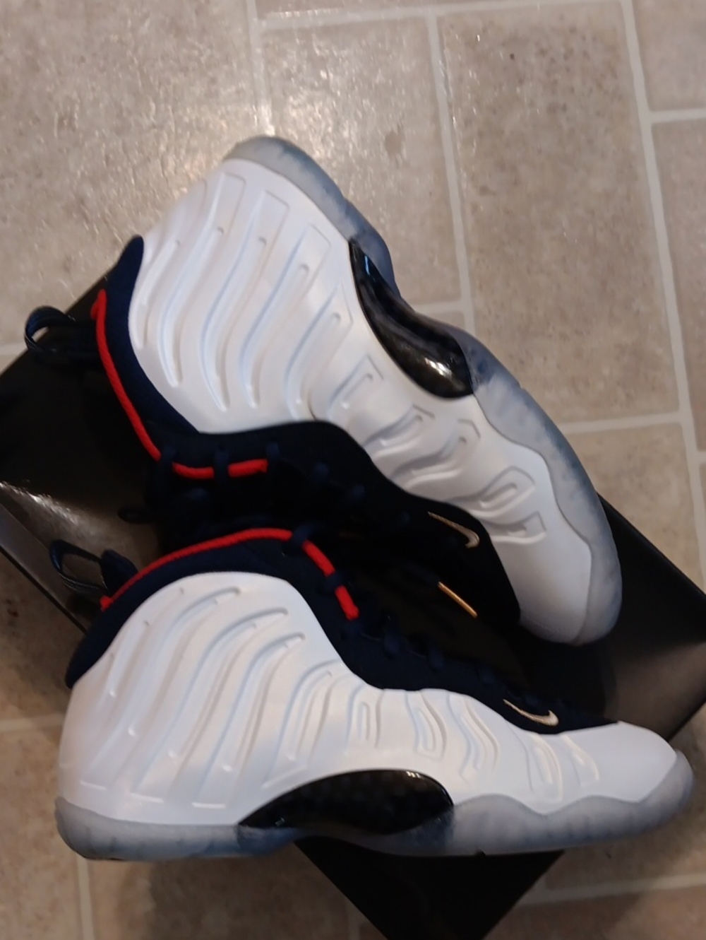 Nike Little Posite. Grade School Size 5y - Picture 3 of 9